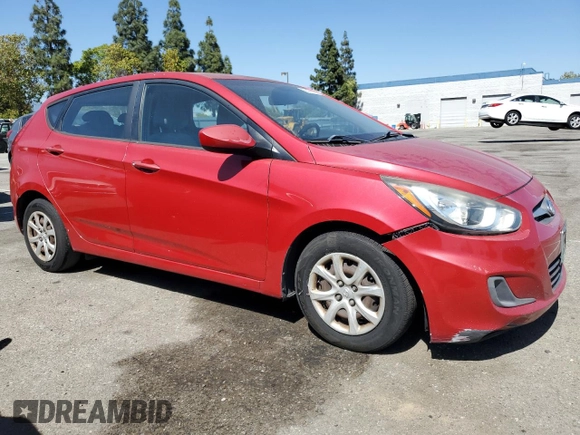 2014 Hyundai Accent GS z VIN KMHCT5AE8EU156715, wystawiony jako Copart lot #58159135 z przebiegiem 183 247 mil mil oraz Czysty tytuł • Clean title. Historia ofert i sprzedaży dostępna na DreamBid. Obrazek 4.
