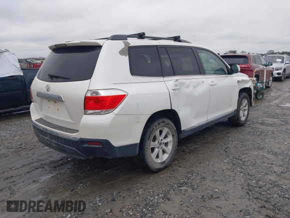 2013 Toyota Highlander with VIN 5TDZA3EH2DS035257, listed as a IAAI auction lot 41606436 with 208,721 mi miles and . Bid and sale history available at DreamBid. Image 4.