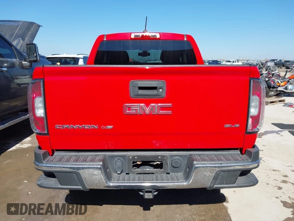 2020 GMC Canyon 2WD SLE with VIN 1GTG5CEN5L1120042, listed as a IAAI auction lot 41646040 with 66,787 mi miles. Bid and sale history available at carsss.com. Image 17.