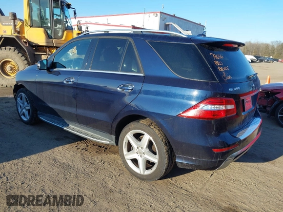 2015 Mercedes-Benz M 400 with VIN 4JGDA5GB3FA469911, listed as a IAAI auction lot 41411088 with 77,308 mi miles and . Bid and sale history available at DreamBid. Image 3.