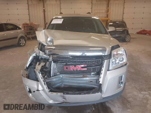 2015 GMC Terrain SLE z VIN 2GKFLWEK8F6393684, wystawiony jako IAAI lot #42242744 z przebiegiem 90 077 mil mil oraz . Historia ofert i sprzedaży dostępna na DreamBid. Obrazek 12.