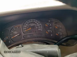 2005 Chevrolet Silverado 3500 LT z VIN 1GCJC33225F967451, wystawiony jako Copart lot #58543895 z przebiegiem 200 275 mil mil oraz Tytuł czysty. Historia ofert i sprzedaży dostępna na DreamBid. Obrazek 9.