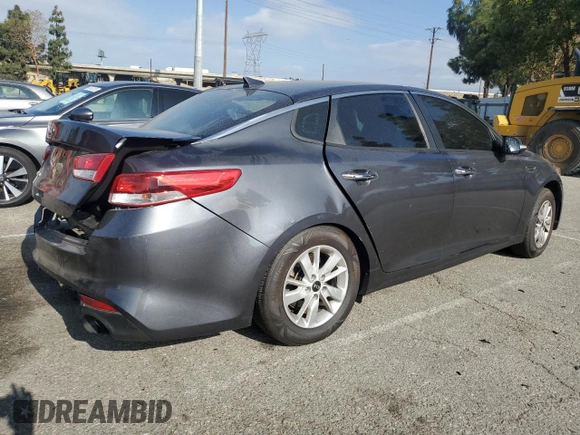 2016 Kia Optima LX z VIN KNAGT4L36G5113156, wystawiony jako Copart lot #55999935 z przebiegiem 88 647 mil mil oraz Szkoda całkowita • Salvage title. Historia ofert i sprzedaży dostępna na DreamBid. Obrazek 3.