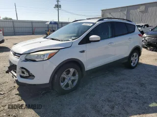 2013 Ford Escape SE z VIN 1FMCU0GX3DUA19981, wystawiony jako Copart lot #60905255 z przebiegiem 212 730 mil mil oraz Szkoda całkowita • Salvage title. Historia ofert i sprzedaży dostępna na DreamBid. Obrazek 1.