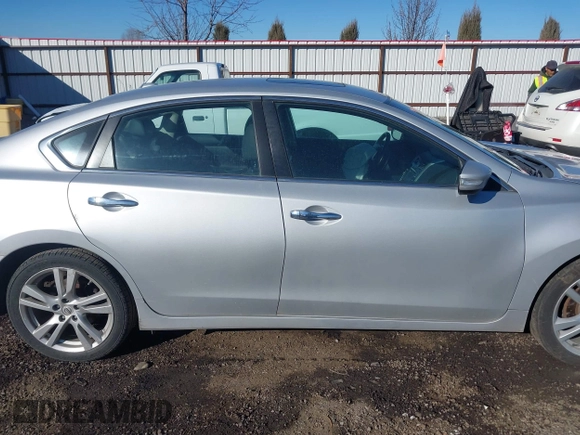 2015 Nissan Altima SL with VIN 1N4BL3AP1FC492600, listed as a IAAI auction lot 41724989 with 91,503 mi miles and . Bid and sale history available at carsss.com. Image 13.