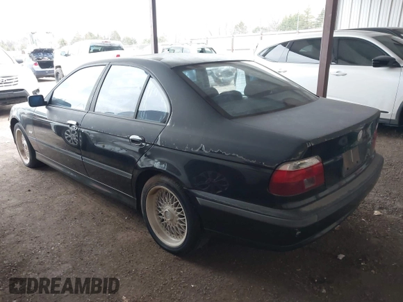 1998 BMW 5 Series 528i z VIN WBADD6325WBW34033, wystawiony jako IAAI lot #41025167 z przebiegiem Nie podano mil oraz . Historia ofert i sprzedaży dostępna na DreamBid. Obrazek 3.