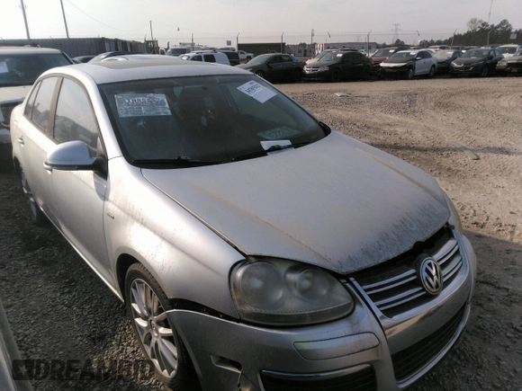 2009 Volkswagen Jetta Wolfsburg Edition with VIN 3VWRJ71K19M013277, listed as a IAAI auction lot 34707512 with 129,034 mi miles and . Bid and sale history available at DreamBid. Image 1.