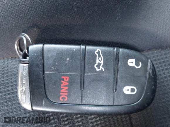 2011 Dodge Charger SE z VIN 2B3CL3CG5BH608062, wystawiony jako IAAI lot #42547136 z przebiegiem Nie podano mil oraz . Historia ofert i sprzedaży dostępna na DreamBid. Obrazek 11.