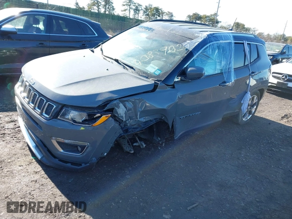 2019 Jeep Compass Limited z VIN 3C4NJDCB4KT787418, wystawiony jako IAAI lot #41435664 z przebiegiem 72 940 mil mil oraz . Historia ofert i sprzedaży dostępna na DreamBid. Obrazek 18.