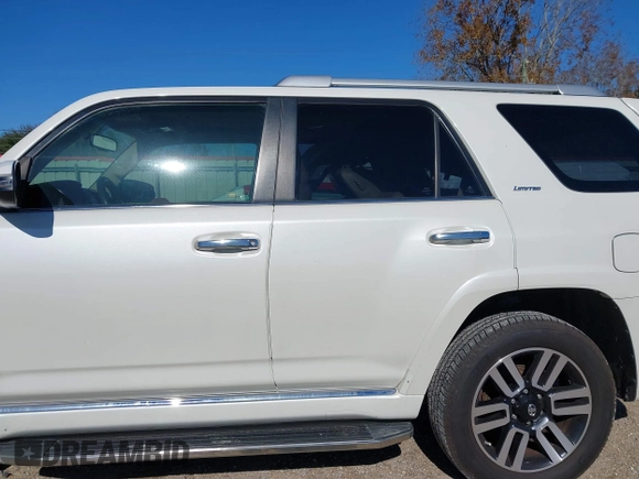 2014 Toyota 4Runner SR5 with VIN JTEZU5JR7E5082045, listed as a IAAI auction lot 41072781 with 149,510 mi miles and . Bid and sale history available at DreamBid. Image 15.