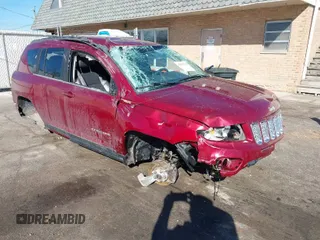 2014 Jeep Compass High Altitude with VIN 1C4NJCEA3ED539489, listed as a IAAI auction lot 41653313 with 124,462 mi miles. Bid and sale history available at carsss.com. Image 1.