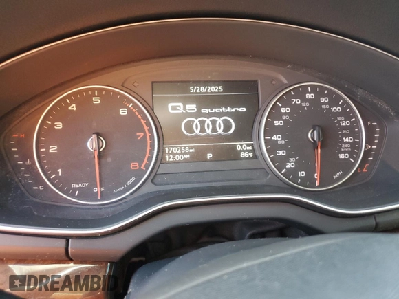 2018 Audi Q5 Premium z VIN WA1ANAFY6J2026806, wystawiony jako Copart lot #62064485 z przebiegiem 170 258 mil mil oraz Czysty tytuł • Clean title. Historia ofert i sprzedaży dostępna na DreamBid. Obrazek 9.