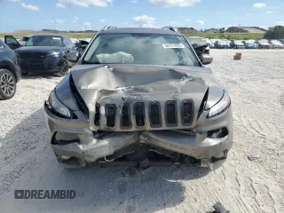 2016 Jeep Cherokee Limited z VIN 1C4PJMDS8GW244937, wystawiony jako Copart lot #54721405 z przebiegiem 151 655 mil mil oraz Szkoda całkowita • Salvage title. Historia ofert i sprzedaży dostępna na DreamBid. Obrazek 5.