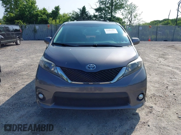 2012 Toyota Sienna SE with VIN 5TDXK3DCXCS267405, listed as a IAAI auction lot 42401101 with 134,553 mi miles and . Bid and sale history available at DreamBid. Image 12.