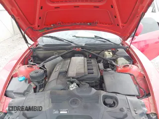 2005 BMW Z4 2.5i z VIN 4USBT33585LS57058, wystawiony jako IAAI lot #42263823 z przebiegiem 122 697 mil mil oraz . Historia ofert i sprzedaży dostępna na DreamBid. Obrazek 10.