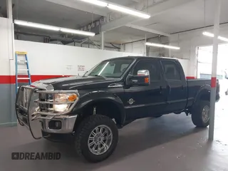 2015 Ford Super Duty F-250 SRW Lariat with VIN 1FT7W2BT1FED13599, listed as a IAAI auction lot 41987618 with 174,728 mi miles. Bid and sale history available at carsss.com. Image 12.