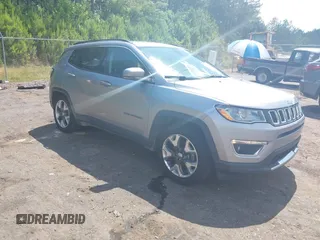 2019 Jeep Compass Limited z VIN 3C4NJCCB1KT660054, wystawiony jako IAAI lot #42324884 z przebiegiem 89 463 mil mil oraz . Historia ofert i sprzedaży dostępna na DreamBid. Obrazek 1.