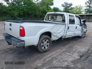 2016 Ford F-250 XL z VIN 1FT7W2A67GEC38257, wystawiony jako IAAI lot #42247216 z przebiegiem 91 772 mil mil oraz . Historia ofert i sprzedaży dostępna na DreamBid. Obrazek 4.