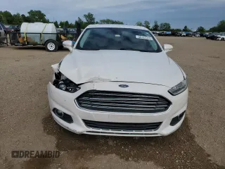 2014 Ford Fusion SE Hybrid with VIN 3FA6P0LU1ER308327, listed as a Copart auction lot 58127315 with 189,069 mi miles and Salvage title. Bid and sale history available at DreamBid. Image 5.