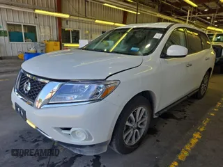 2014 Nissan Pathfinder S with VIN 5N1AR2MM5EC711181, listed as a IAAI auction lot 42665593 with 205,546 mi miles and . Bid and sale history available at DreamBid. Image 35.