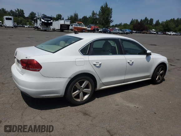 2012 Volkswagen Passat SE z VIN 1VWBP7A38CC091797, wystawiony jako Copart lot #62032205 z przebiegiem 198 594 mil mil oraz Czysty tytuł • Clean title. Historia ofert i sprzedaży dostępna na DreamBid. Obrazek 3.