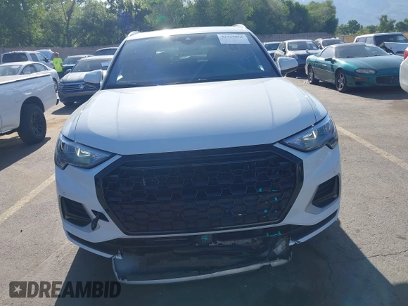 2019 Audi Q3 Premium z VIN WA1AECF32K1072625, wystawiony jako IAAI lot #42326866 z przebiegiem 67 351 mil mil oraz . Historia ofert i sprzedaży dostępna na DreamBid. Obrazek 12.