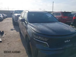 2022 Kia Sorento S with VIN 5XYRL4LC6NG118017, listed as a IAAI auction lot 42042953 with 36,978 mi miles and . Bid and sale history available at DreamBid. Image 1.