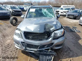2014 Mercedes-Benz GLK-Class GLK 250 BlueTEC with VIN WDCGG0EB9EG294446, listed as a IAAI auction lot 41668946 with 189,657 mi miles. Bid and sale history available at carsss.com. Image 12.