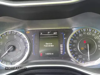 2015 Chrysler 200 Limited with VIN 1C3CCCAB4FN686369, listed as a IAAI auction lot 41509409 with 143,242 mi miles. Bid and sale history available at carsss.com. Image 7.
