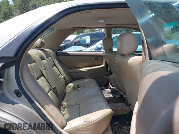 1997 Lexus ES 300 z VIN JT8BF22G8V5004366, wystawiony jako IAAI lot #42298289 z przebiegiem 376 934 mil mil oraz . Historia ofert i sprzedaży dostępna na DreamBid. Obrazek 8.