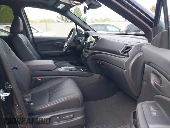 2025 Honda Passport TrailSport с VIN 5FNYF8H65SB006177, выставлен на аукционе IAAI как лот 42273695 с пробегом 1 989 миль миль и . История ставок и продаж доступна на DreamBid. Изображение 5.