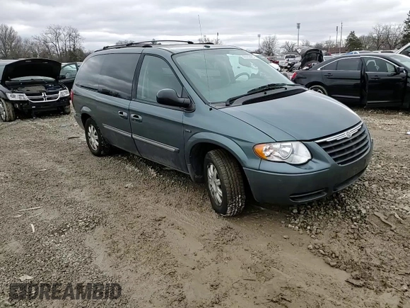 2007 Chrysler Town & Country LWB Touring with VIN 2A4GP54L47R272816, listed as a Copart auction lot 42602425 with 109,938 mi miles and Salvage Title. Bid and sale history available at carsss.com. Image 11.