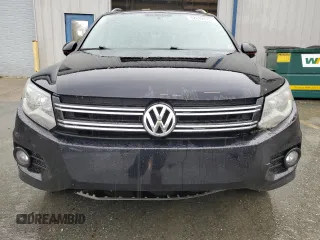 2013 Volkswagen Tiguan SE z VIN WVGBV7AX3DW544490, wystawiony jako Copart lot #52632675 z przebiegiem 149 170 mil mil oraz Czysty tytuł • Clean title. Historia ofert i sprzedaży dostępna na DreamBid. Obrazek 5.