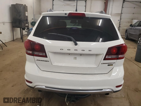 2017 Dodge Journey Crossroad Plus z VIN 3C4PDCGG1HT536297, wystawiony jako Copart lot #58489885 z przebiegiem 101 865 mil mil oraz Szkoda całkowita • Salvage title. Historia ofert i sprzedaży dostępna na DreamBid. Obrazek 6.