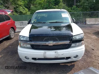 2003 Chevrolet Avalanche with VIN 3GNEC13T93G320904, listed as a IAAI auction lot 42402192 with 140,728 mi miles and . Bid and sale history available at DreamBid. Image 12.