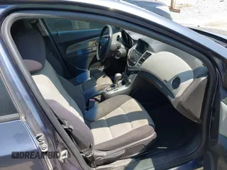 2014 Chevrolet Cruze LS with VIN 1G1PA5SG9E7287865, listed as a IAAI auction lot 42409343 with 155,882 mi miles and . Bid and sale history available at DreamBid. Image 5.