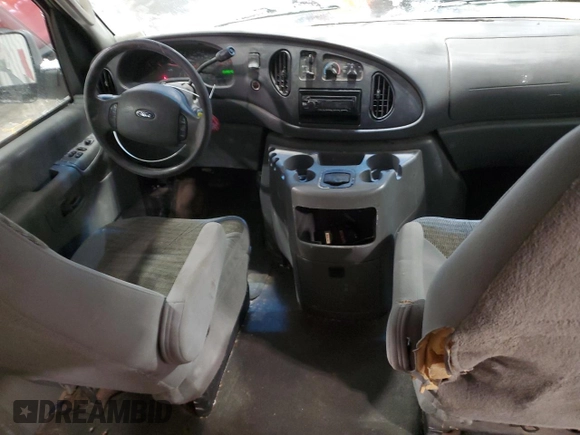 2004 Ford Econoline Passenger XL with VIN 1FBSS31S64HB07909, listed as a Copart auction lot 45110705 with 263,824 mi miles and Salvage Title. Bid and sale history available at carsss.com. Image 8.
