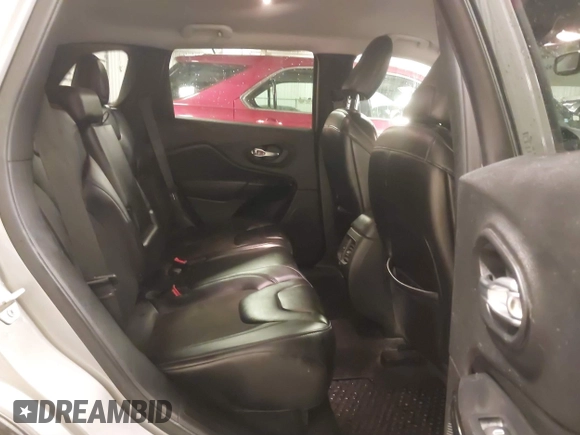 2019 Jeep Cherokee Latitude Plus with VIN 1C4PJMLX2KD427395, listed as a IAAI auction lot 41586532 with 84,033 mi miles and . Bid and sale history available at DreamBid. Image 8.