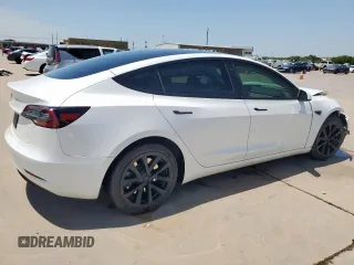 2023 Tesla Model 3 z VIN 5YJ3E1EA3PF405917, wystawiony jako Copart lot #56875645 z przebiegiem 40 874 mil mil oraz Szkoda całkowita • Salvage title. Historia ofert i sprzedaży dostępna na DreamBid. Obrazek 3.