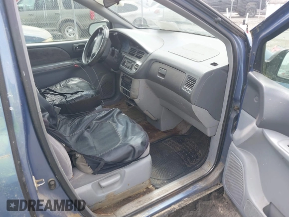 2002 Toyota Sienna LE with VIN 4T3ZF13C52U504124, listed as a IAAI auction lot 42223098 with 188,413 mi miles and . Bid and sale history available at DreamBid. Image 5.