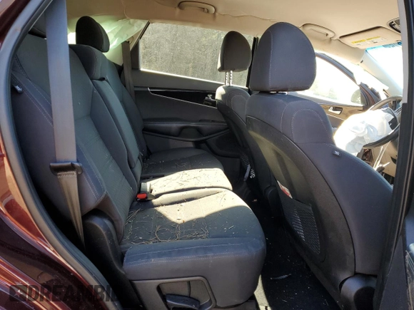 2019 Kia Sorento LX with VIN 5XYPGDA30KG554310, listed as a Copart auction lot 46364225 with 93,722 mi miles and Salvage Title. Bid and sale history available at DreamBid. Image 11.