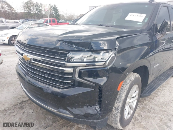 2021 Chevrolet Tahoe LT with VIN 1GNSCNKD8MR248213, listed as a IAAI auction lot 41173322 with 121,393 mi miles. Bid and sale history available at carsss.com. Image 6.