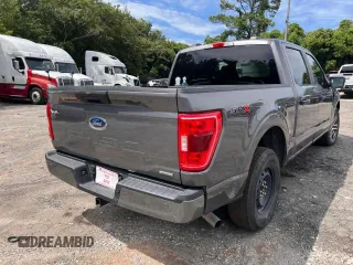 2023 Ford F-150 XL z VIN 1FTEW1CP3PKE71240, wystawiony jako Copart lot #62173635 z przebiegiem 22 368 mil mil oraz Czysty tytuł • Clean title. Historia ofert i sprzedaży dostępna na DreamBid. Obrazek 3.