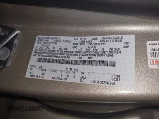2017 Ford Escape SE z VIN 1FMCU0GD0HUC93439, wystawiony jako IAAI lot #41447523 z przebiegiem 94 776 mil mil oraz . Historia ofert i sprzedaży dostępna na DreamBid. Obrazek 9.