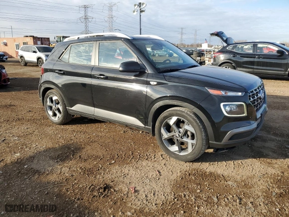 2020 Hyundai Venue SEL with VIN KMHRC8A39LU026272, listed as a Copart auction lot 44834795 with 90,128 mi miles and Salvage Title. Bid and sale history available at carsss.com. Image 4.
