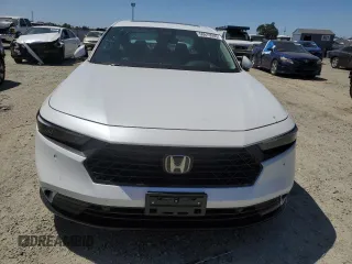 2023 Honda Accord Touring with VIN 1HGCY2F82PA037197, listed as a Copart auction lot 60670065 with 20,955 mi miles and Salvage title. Bid and sale history available at DreamBid. Image 5.