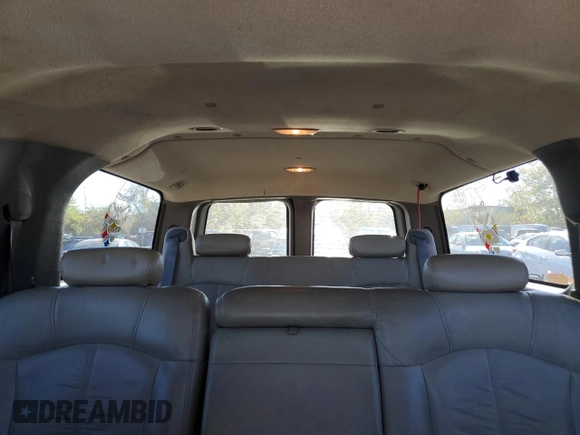 2001 Chevrolet Suburban LT with VIN 3GNEC16T11G144696, listed as a Copart auction lot 72712924 with 0 mi miles and Salvage Title. Bid and sale history available at carsss.com. Image 10.