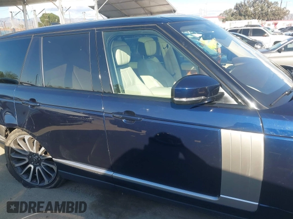2020 Land Rover Range Rover P525 HSE with VIN SALGS2SE3LA572037, listed as a IAAI auction lot 41722629 with 35,710 mi miles and . Bid and sale history available at DreamBid. Image 13.