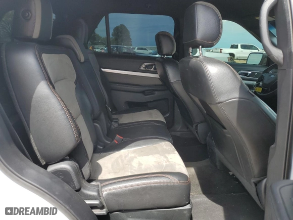 2017 Ford Explorer XLT with VIN 1FM5K7D88HGA73382, listed as a Copart auction lot 50251595 with 187,773 mi miles and Salvage Title. Bid and sale history available at carsss.com. Image 11.
