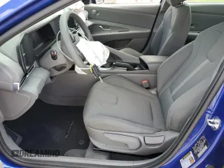 2024 Hyundai Elantra SE z VIN KMHLL4DG5RU740860, wystawiony jako Copart lot #47126855 z przebiegiem 34 990 mil mil oraz Nie do naprawy • Non repairable. Historia ofert i sprzedaży dostępna na DreamBid. Obrazek 7.